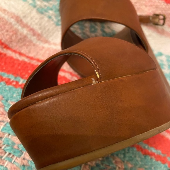 Forever21 wedges - Picture 6 of 8